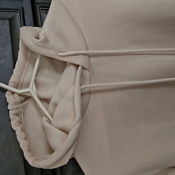 Mens beige colored hoodie large - Picture 2 of 3